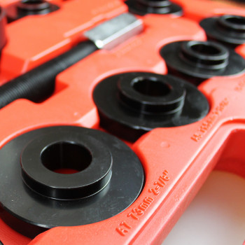 Detailansicht des Radlager Werkzeugs