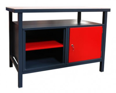 Werkbank mit verschließbarer Schranktür
