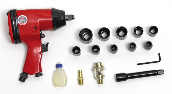 Das ganze Zubehör des Schlagschraubers