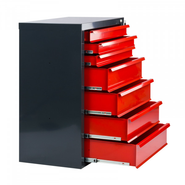Geöffneter Werkzeugschrank